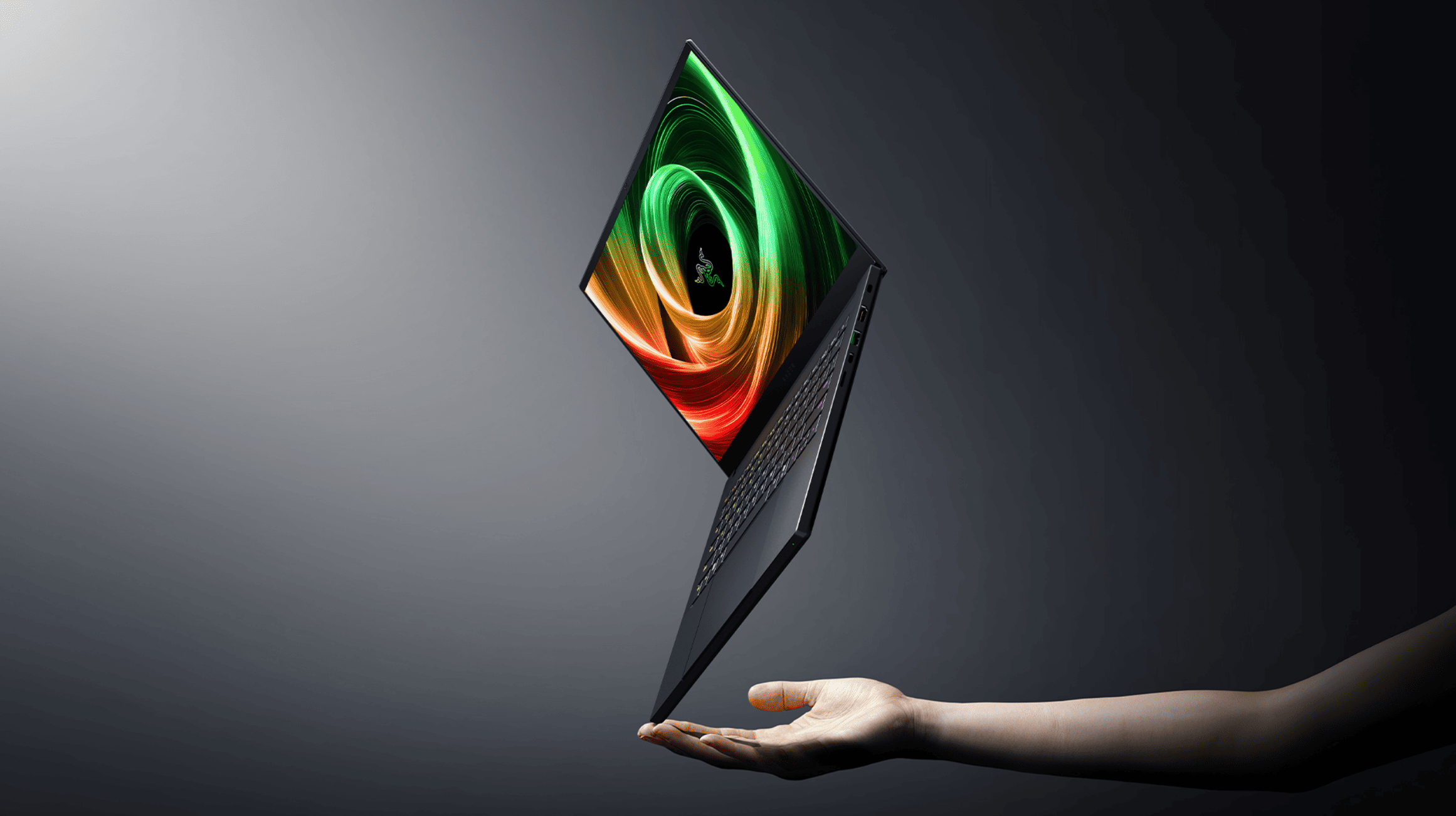 Razer Blade 14: Ultra-İnce Tasarımda Zirveye Yolculuk